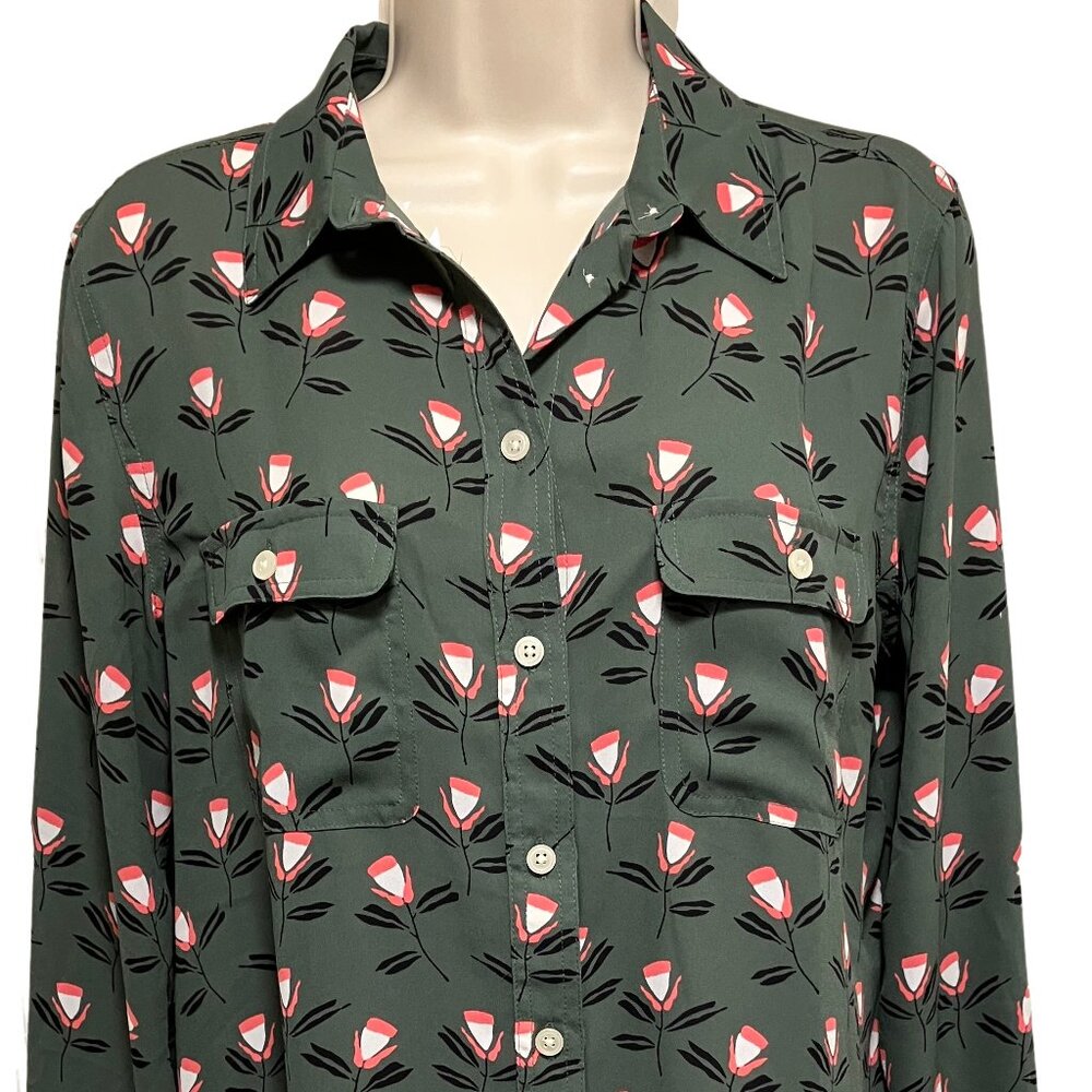 EUC The Loft Long Sleeve Button-Down Blouse Size: Medioum